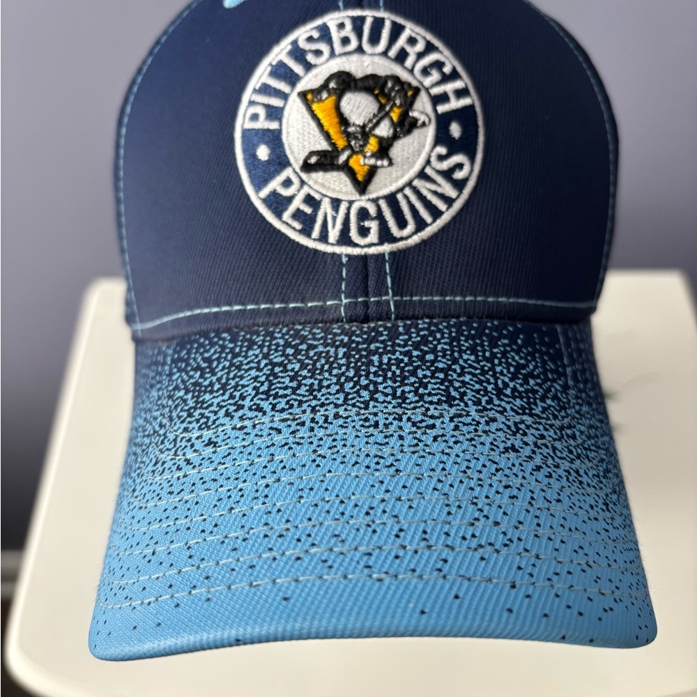 Pittsburgh Penguins blue baseball cap